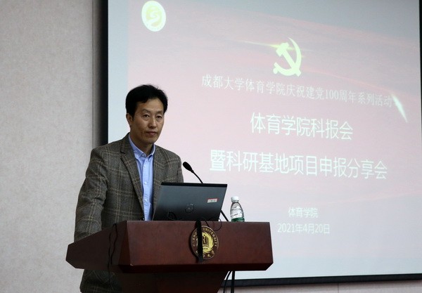 CH2F2044.jpg CH2F2044.jpg