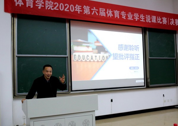 CH2F140700.jpg